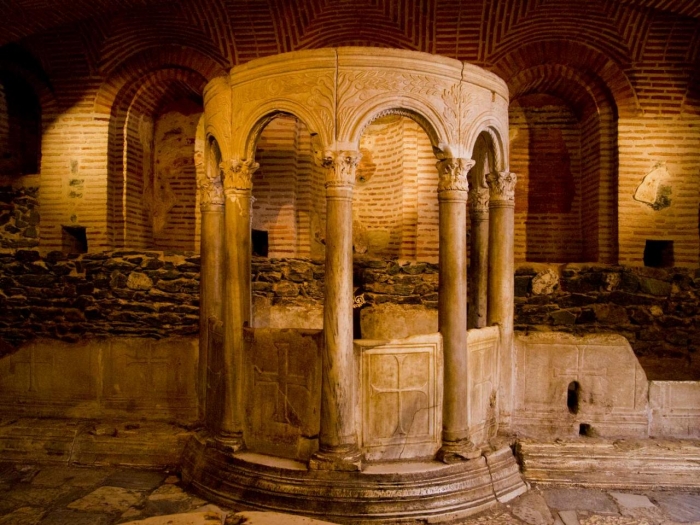 Cripta de San Demetrio
